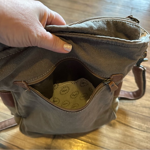 Myra Blossom Shoulder Crossbody Bag - Picture 7 of 13